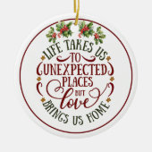 Unexpected Places Welcome Home Christmas セラミックオーナメント (正面)