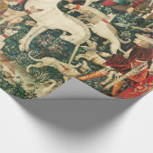 UNICORNは自分の動物赤い緑のフローラを防衛 ラッピングペーパー (角)