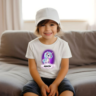 Unicorn紫の空、雲、星、および個人的な名前 トドラーTシャツ