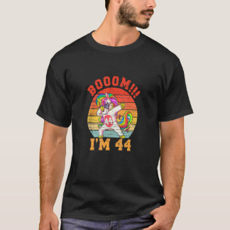 Unicorn Dabbing Bdayレトロ私は44歳の誕生日 Tシャツ