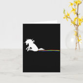 Unicorn Dragging Rainbows Funny Adult S  カード (黄色い花)