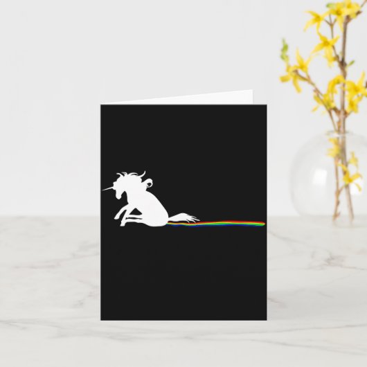 Unicorn Dragging Rainbows Funny Adult S カード (黄色い花)