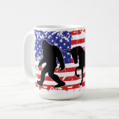 Unicorn, Jackalope, Bigfoot and the American Flag コーヒーマグカップ (正面左)