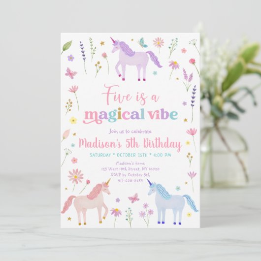 Unicorn Meadow Five is a Magical Vibe Birthday 招待状 (スタンド正面)