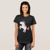 Unicorn Off White Patriotic USA Flag Mane Cartoon Tシャツ (正面フル)
