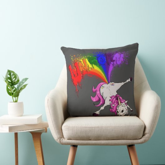 unicorn rainbow fart クッション (椅子)