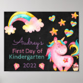 Unicorn & Rainbows First Day of School Chalkboard ポスター (正面)