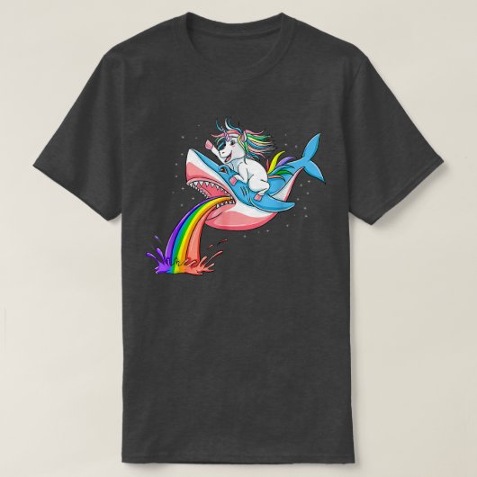 Unicorn Riding LGBTQ Pride Shark LGBT pride month  Tシャツ (デザイン正面)
