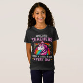 Unicorn Teachers Make A Little Magic Tシャツ (正面フル)