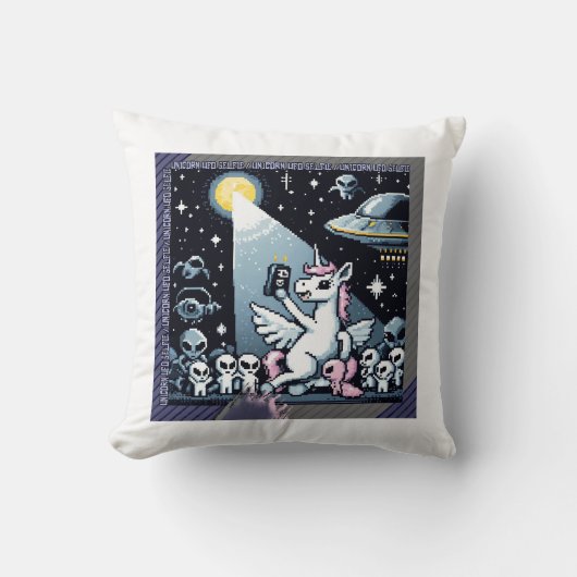 Unicorn UFO Selfie: Square Land (Pixel Art) #2 クッション (正面)