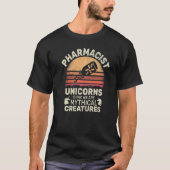 Unicorns Think pharmacy Druggists pharmacist vinta Tシャツ (正面)