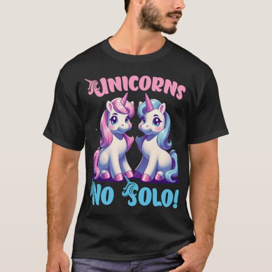 UNICORNWINS ユニコーンは家族だけじゃない Tシャツ (正面)