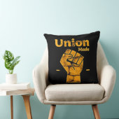 Union Made Worker Fist Labor Day Design クッション (椅子)