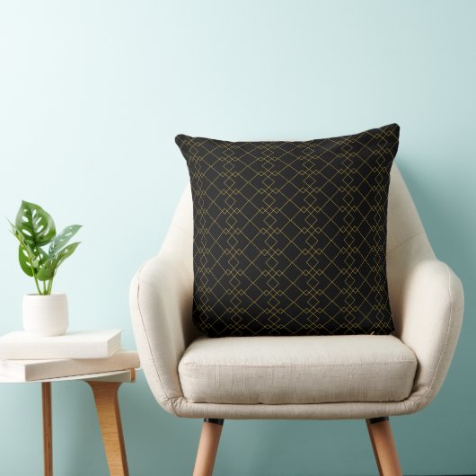 Unique Black Throw Pillow Featuring Gold Box Desig クッション (椅子)