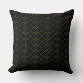 Unique Black Throw Pillow Featuring Gold Box Desig クッション (正面)