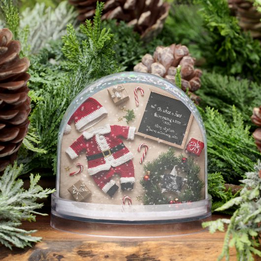 Unique Christmas pregnancy announcement (冬)