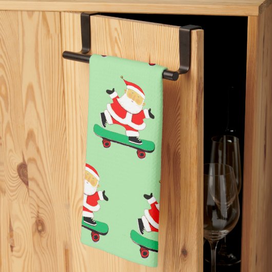 Unique Skateboarding Santa キッチンタオル (三つ折り)