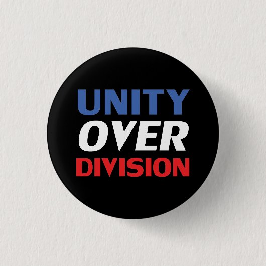 Unity over Division – 赤、白、青、黒 缶バッジ (正面)