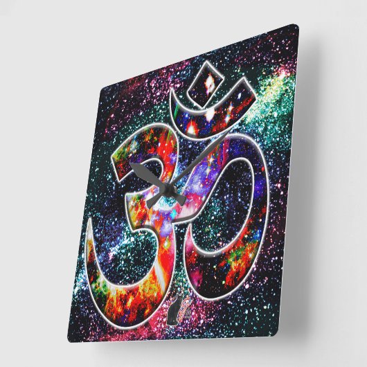 Universal OM Karma スクエア壁時計 (傾斜)