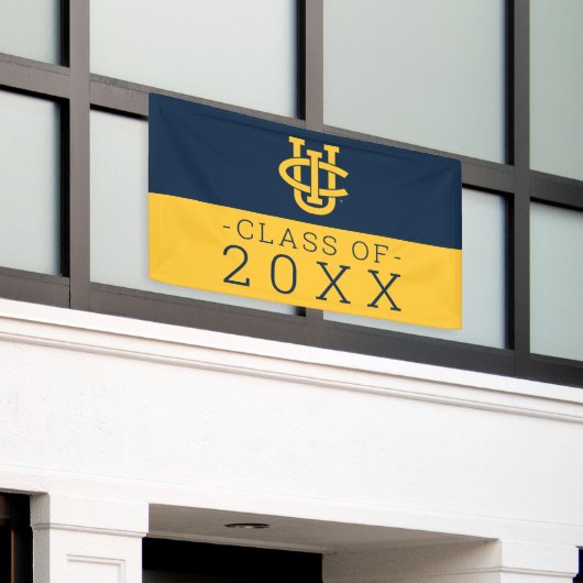 University of California, Irvineロゴ 横断幕 (ビルの外側)