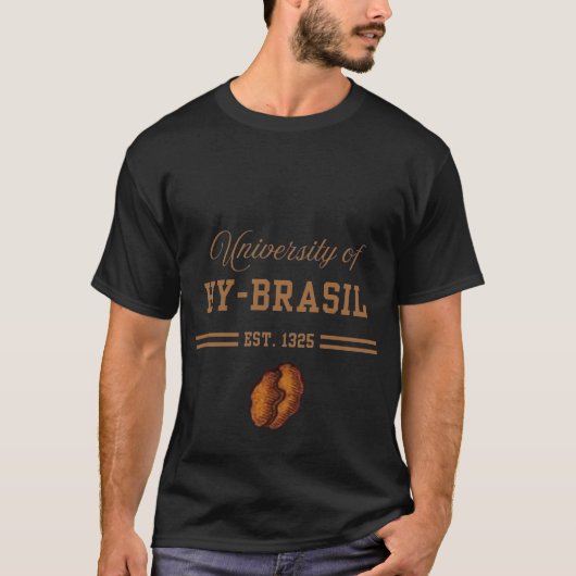 University of Hy-Brasil, Est. 1325 Tシャツ (正面)