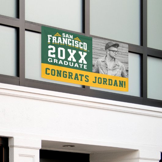 University of San Franciscoロゴ | 卒業 横断幕 (ビルの外側)