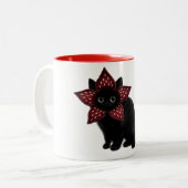 Unknown Monster Black Cat | Dark Fantasy Cat Art | ツートーンマグカップ (正面左)