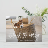 Unleash the Merry Script Cute Dog Photo シーズンカード (スタンド正面)
