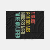 Unlike Liticians Nurses Need To Be Qualified Sarca フリースブランケット (正面(横))