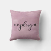 Unplug with Script文字とPlug装飾用クッション クッション (裏面)