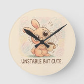 Unstable but Cute ラウンド壁時計 (正面)