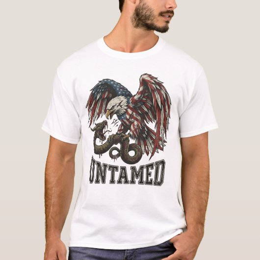 Untamed Patriotic Eagle vs Snake Biker T-Shirt USA Tシャツ (正面)