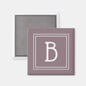 Updated Monogrammed Grape Purple & White Initial マグネット (正面/裏面)