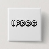Updog 缶バッジ (正面)