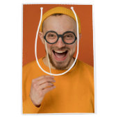 Upload Your Funny Photo Selfie Party  ミディアムペーパーバッグ (正面)