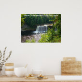 Upper Tahquamenon秋、ミシガン州ポスター ポスター (キッチン)