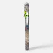 Urban Alien Basketball Player - Comic Style Art Case-Mate iPhoneケース (裏面 / 左)