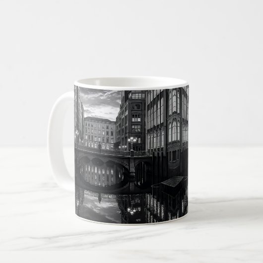 Urban Bridge Reflection Calm コーヒーマグカップ (正面左)