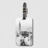 Urban Photographer: Schnauzer in Taipei City ラゲッジタグ (正面縦)