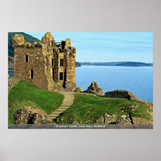 Urquhart Castle, Loch Ness, Scotland ポスター (正面)