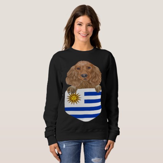 Uruguay Flag Cocker Spaniel Dog In Pocket スウェットシャツ (正面フル)