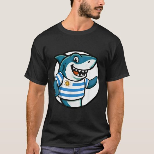 Uruguay Flag Shark Funny Uruguayan Tシャツ (正面)