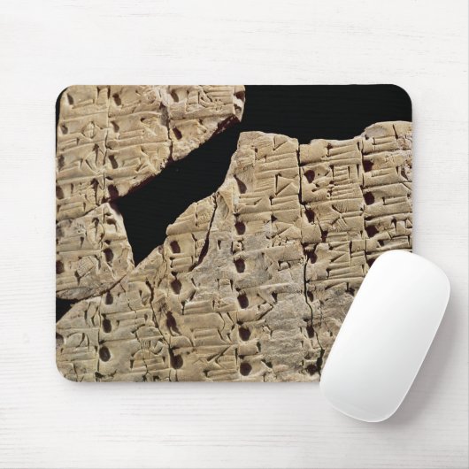 Urukからの楔形の原稿が付いているタブレット、 マウスパッド (マウス)