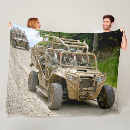 US特殊作戦車両 – MRZR-4 フリースブランケット (インサイチュ)