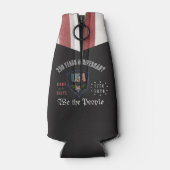 US 250 We the People Flag & Stars Cooler ボトルクーラー (裏面)