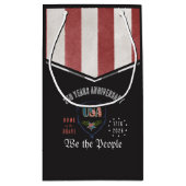 US 250 We the People Patriotic Anniversary Watch スモールペーパーバッグ (裏面)