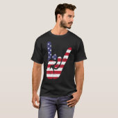 US American Flag and Patriotic Rock Sign of Hand Tシャツ (正面フル)