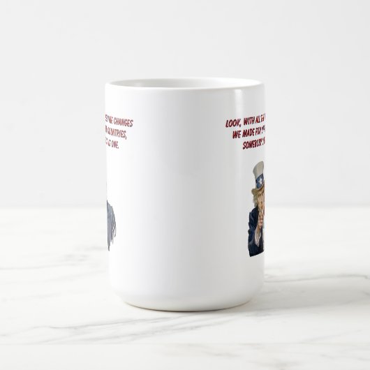 US: Countries Whose Regimes We Changed Owe Us One コーヒーマグカップ (中央)