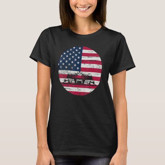 US Flag Patriot Formula Racing Lovers Car Fan_2 Tシャツ (正面)