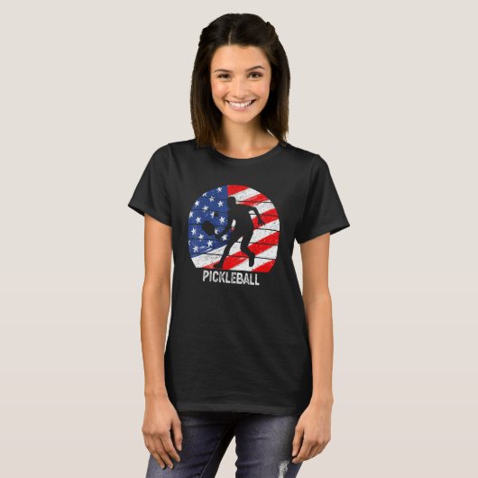 US Flag Pickleball Player Paddleball Lover Men Wom Tシャツ (正面フル)